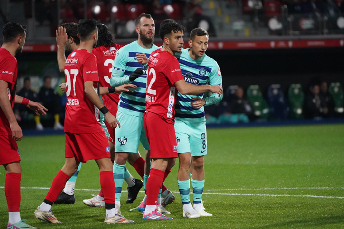 Çaykur Rizespor - Vanspor F.K. maçı