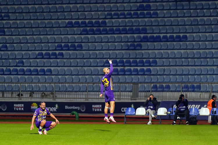 Eyüpspor - Fenerbahçe maçı fotoğrafları