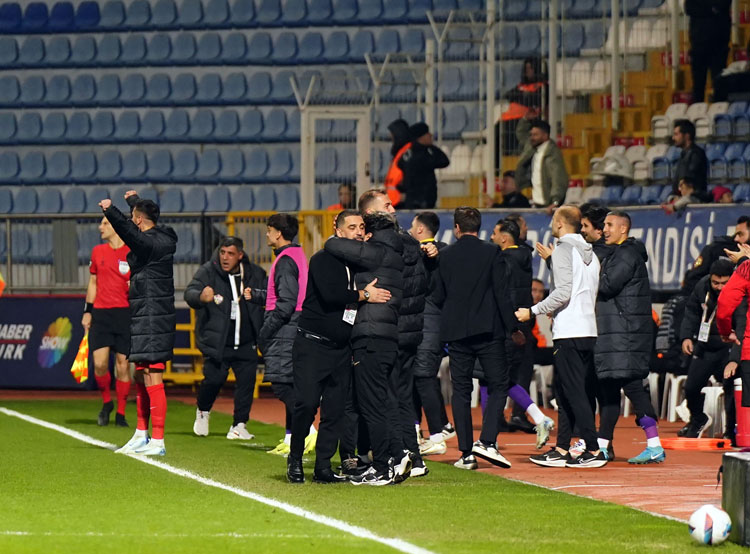 Eyüpspor - Fenerbahçe maçı fotoğrafları