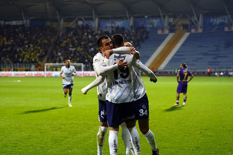 Eyüpspor - Fenerbahçe maçı fotoğrafları