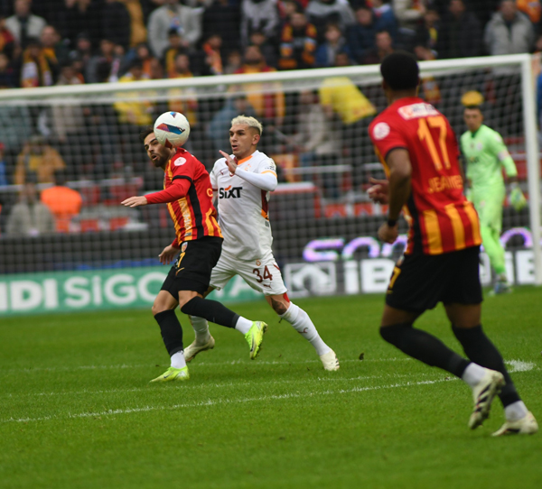 Kayserispor - Galatasaray maçı fotoğrafları