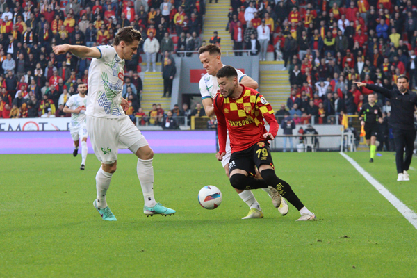 Göztepe - Çaykur Rizespor maçı fotoğrafları