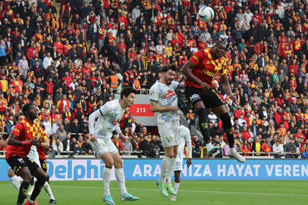 Göztepe - Çaykur Rizespor maçı fotoğrafları