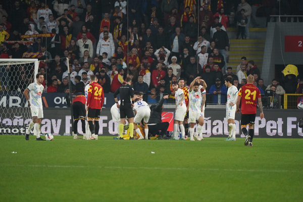 Göztepe - Çaykur Rizespor maçı fotoğrafları
