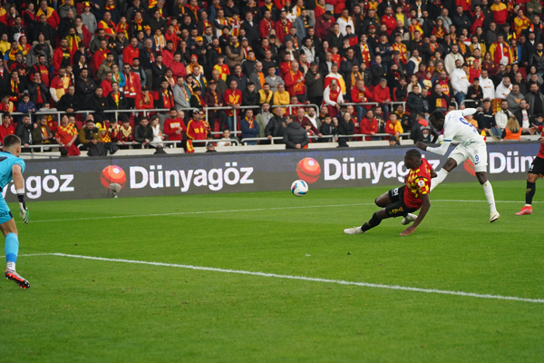 Göztepe - Çaykur Rizespor maçı fotoğrafları