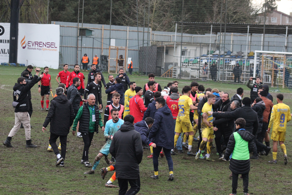 TFF 2. Lig’de maç sonu ortalık karıştı