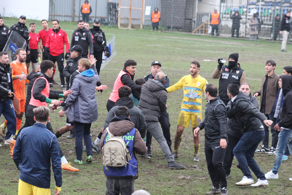 TFF 2. Lig’de maç sonu ortalık karıştı