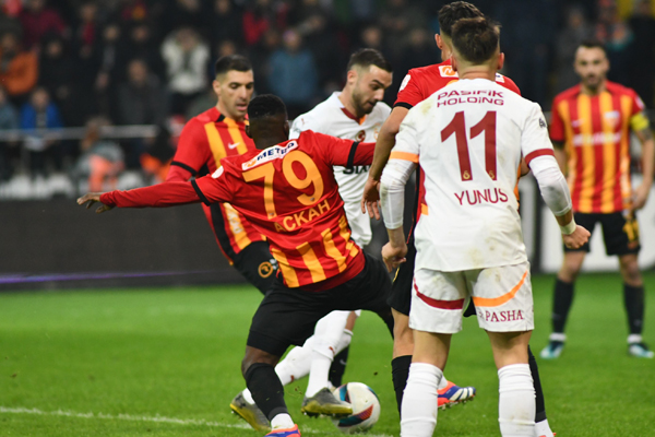 Kayserispor - Galatasaray maçı fotoğrafları