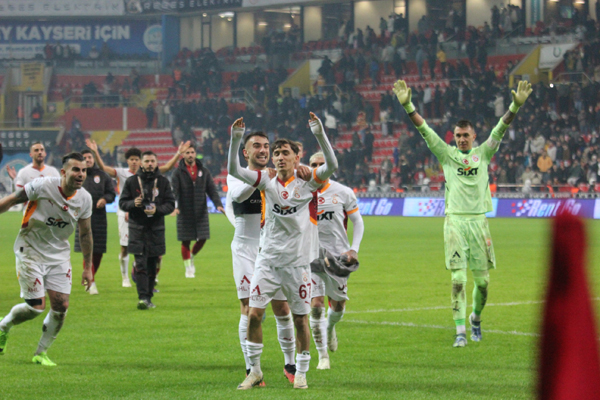 Kayserispor - Galatasaray maçı fotoğrafları