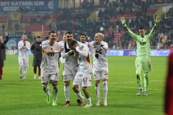 Kayserispor - Galatasaray maçı fotoğrafları