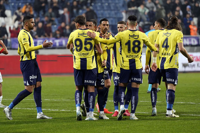 Kasımpaşa - Fenerbahçe maçı fotoğrafları