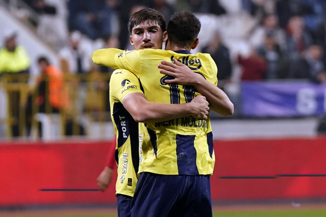 Kasımpaşa - Fenerbahçe maçı fotoğrafları