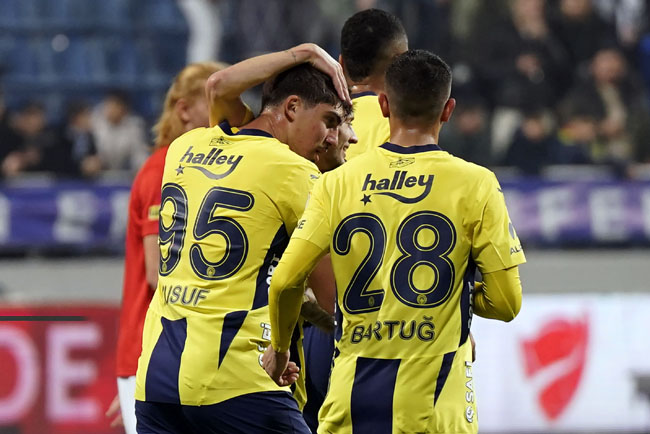 Kasımpaşa - Fenerbahçe maçı fotoğrafları