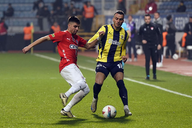 Kasımpaşa - Fenerbahçe maçı fotoğrafları