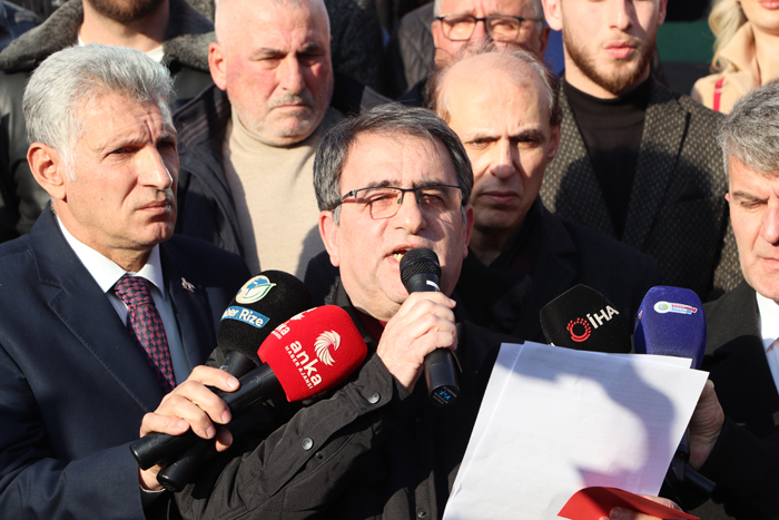 CHP Rize'den Cumhurbaşkanı Erdoğan'a kırmızı kart