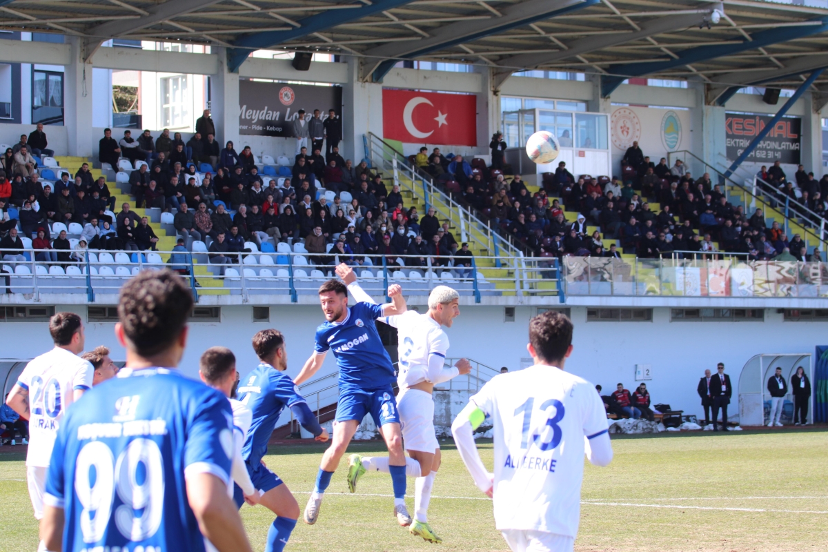 Pazarspor - Alanya 1221 FSK maçı fotoğraf galerisi