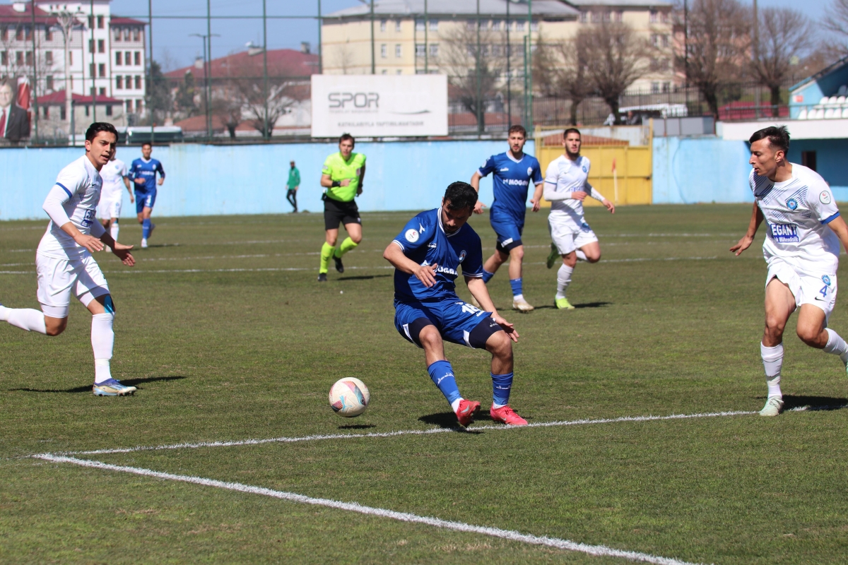 Pazarspor - Alanya 1221 FSK maçı fotoğraf galerisi
