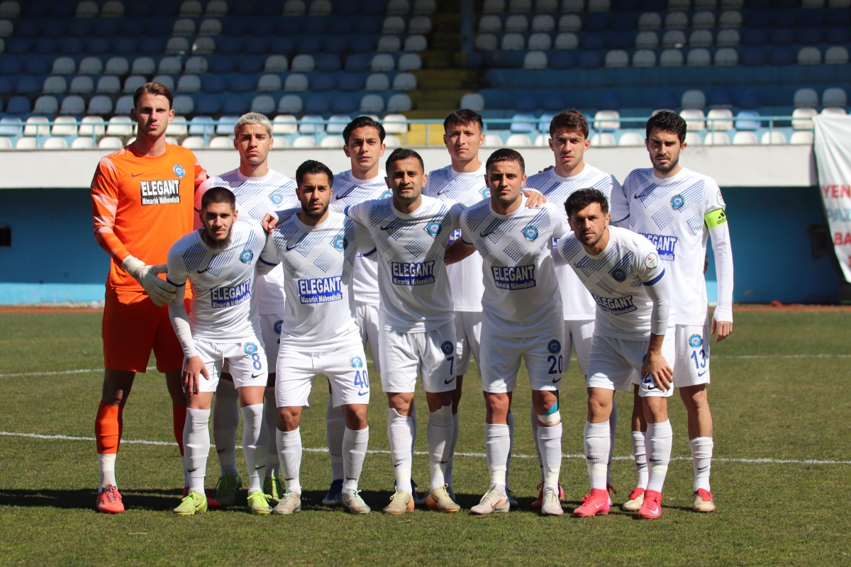 Pazarspor - Alanya 1221 FSK maçı fotoğraf galerisi