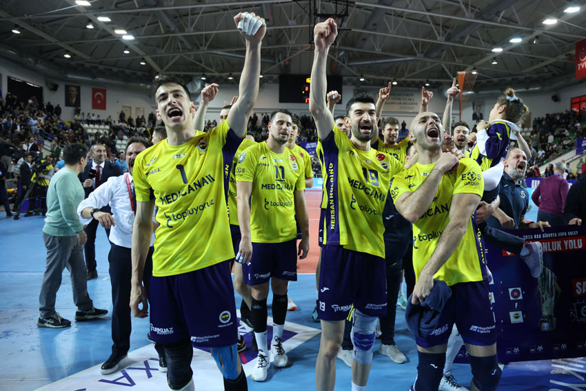 Fenerbahçe - Halkbank voleybol maçı fotoğraflar