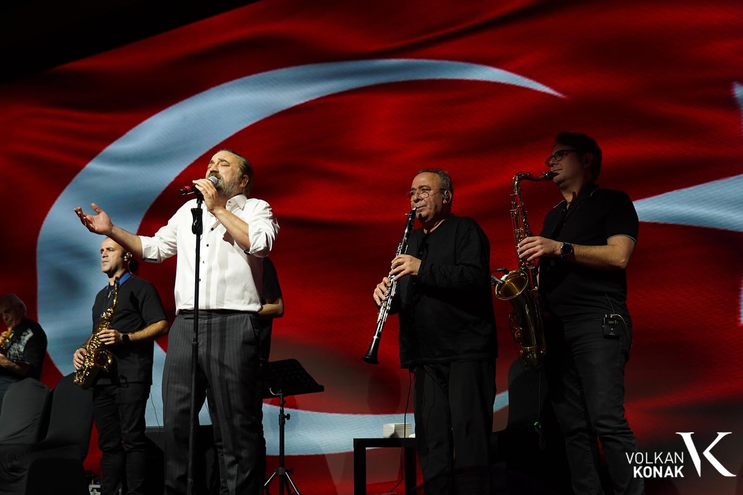 Volkan Konak konser fotoğrafları