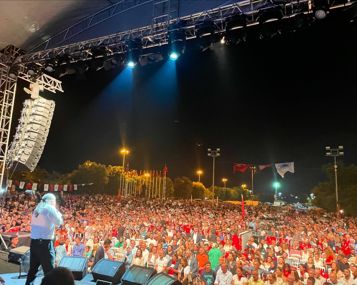 Volkan Konak konser fotoğrafları