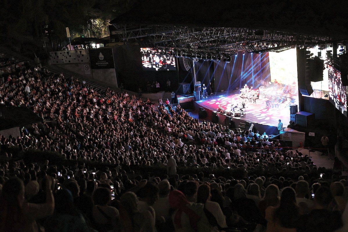 Volkan Konak konser fotoğrafları