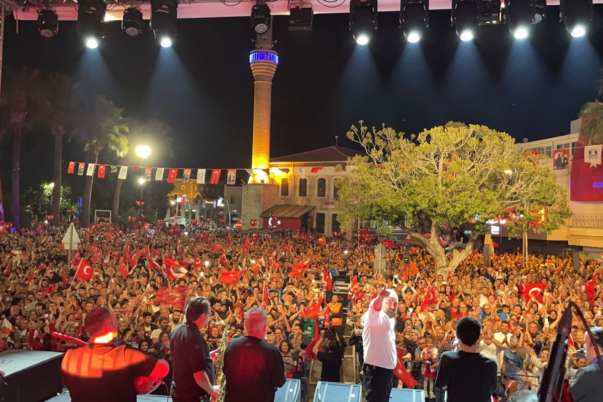 Volkan Konak konser fotoğrafları