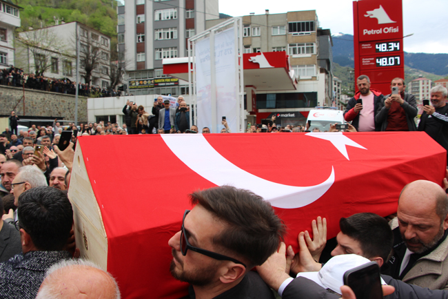 Volkan Konak'ın son yolculuğuna uğurlandı