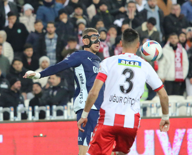 Sivasspor - Fenerbahçe maçı fotoğrafları
