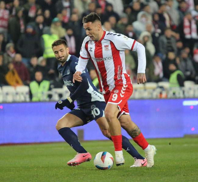 Sivasspor - Fenerbahçe maçı fotoğrafları