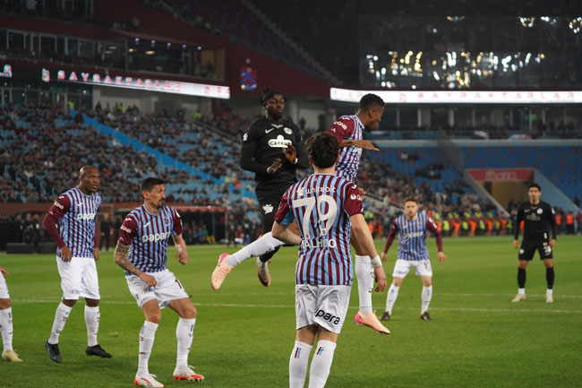 Trabzonspor - Çaykur Rizespor maçı fotoğrafları