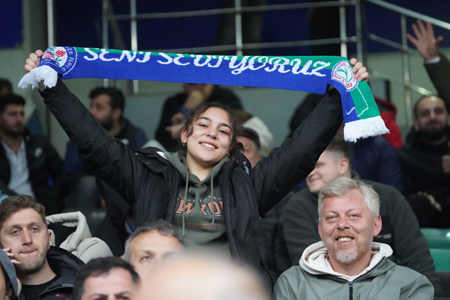 Çaykur Rizespor - Eyüpspor maçı fotoğrafları