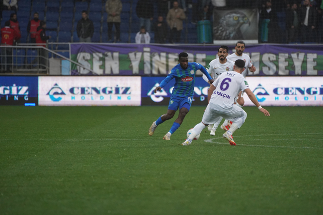 Çaykur Rizespor - Eyüpspor maçı fotoğrafları