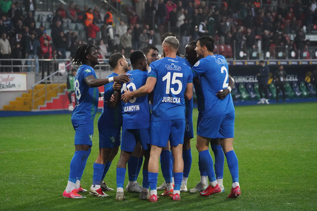 Çaykur Rizespor - Eyüpspor maçı fotoğrafları