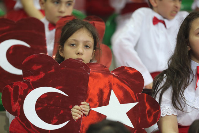 Rize'de coşkulu 23 Nisan etkinlikleri