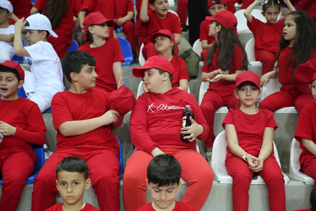 Rize'de coşkulu 23 Nisan etkinlikleri