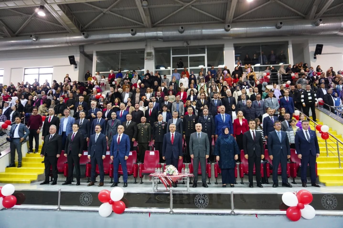 Rize'de coşkulu 23 Nisan etkinlikleri