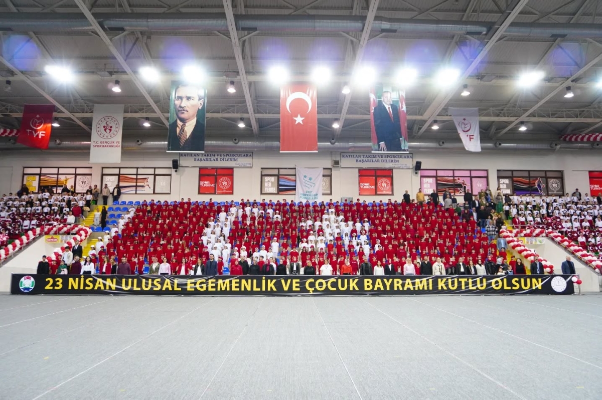 Rize'de coşkulu 23 Nisan etkinlikleri