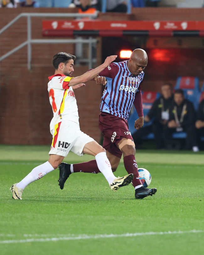 Trabzonspor - Göztepe maçı fotoğrafları