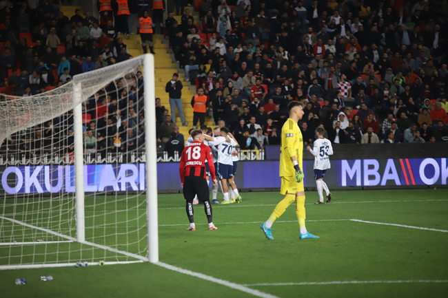 Gaziantep - Fenerbahçe maçı fotoğrafları