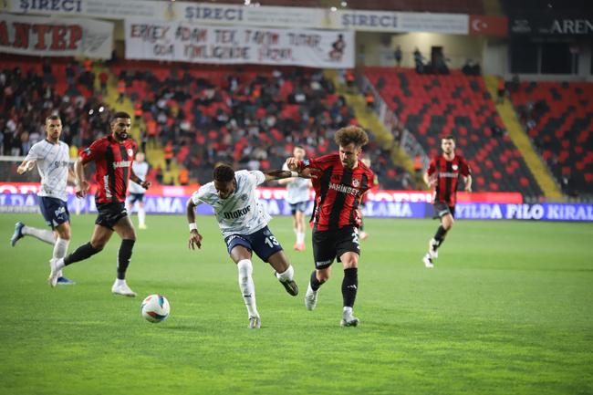 Gaziantep - Fenerbahçe maçı fotoğrafları