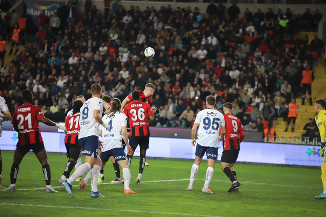 Gaziantep - Fenerbahçe maçı fotoğrafları
