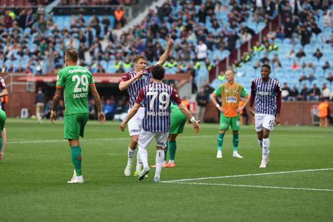 Trabzonspor - Alanyaspor maçı fotoğrafları 