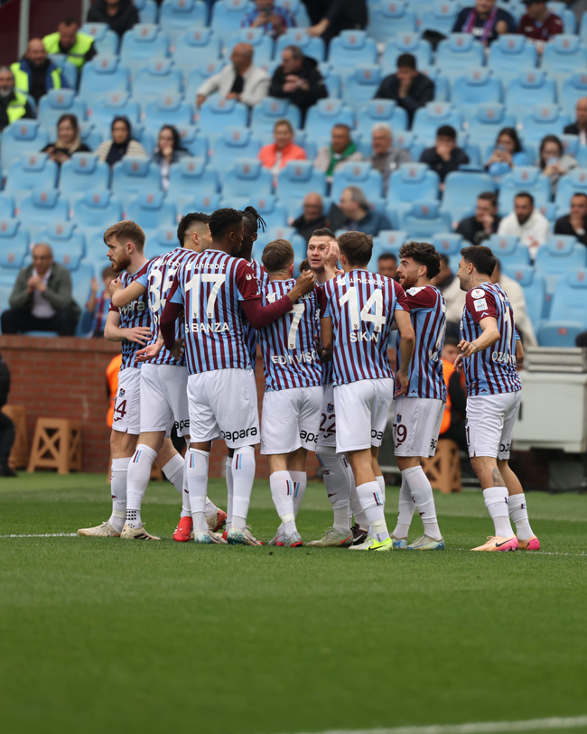 Trabzonspor - Alanyaspor maçı fotoğrafları 