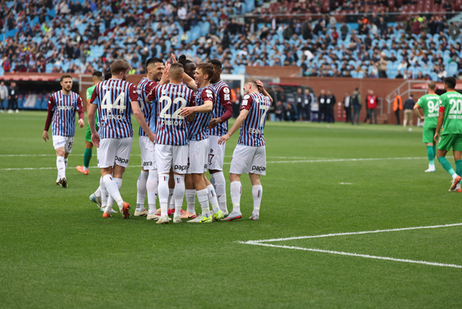 Trabzonspor - Alanyaspor maçı fotoğrafları 