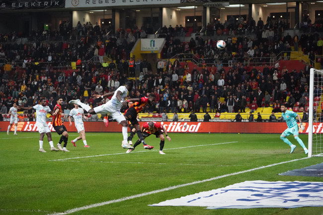 Kayserispor - Rizespor maçı fotoğrafları