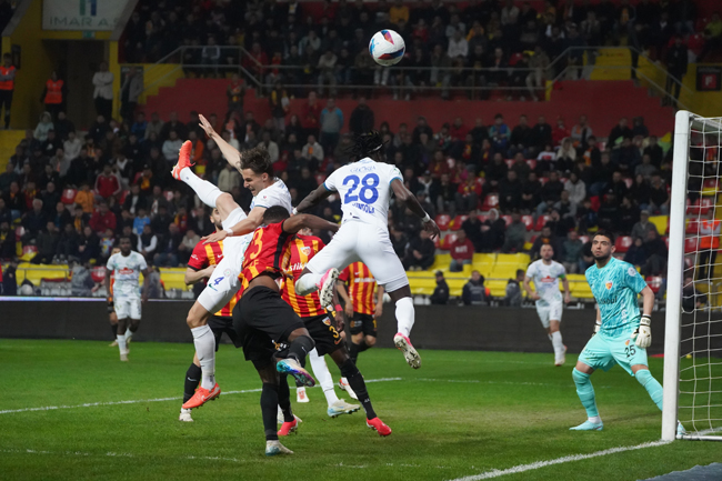 Kayserispor - Rizespor maçı fotoğrafları