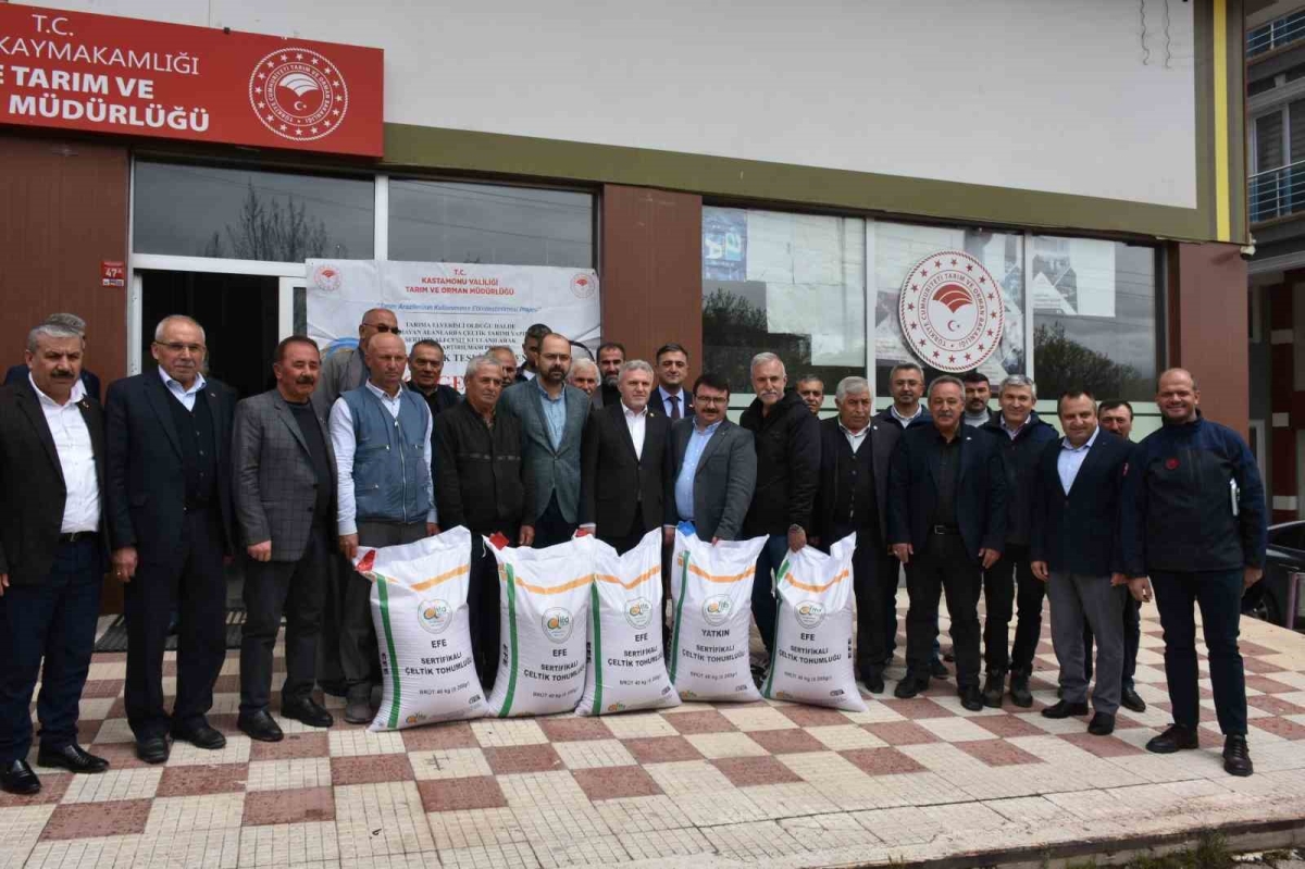 Türkiye’nin önemli pirinç merkezlerinden Tosya’da çiftçilere hibeli 55 ton çeltik

