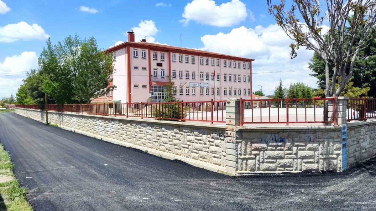 Ereğli’de asfalt çalışmaları sürüyor
