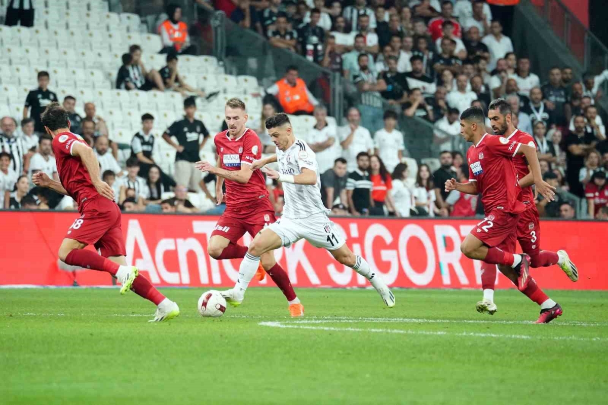 Trendyol Süper Lig: Beşiktaş: 2 - Sivasspor: 0 (Maç sonucu)
